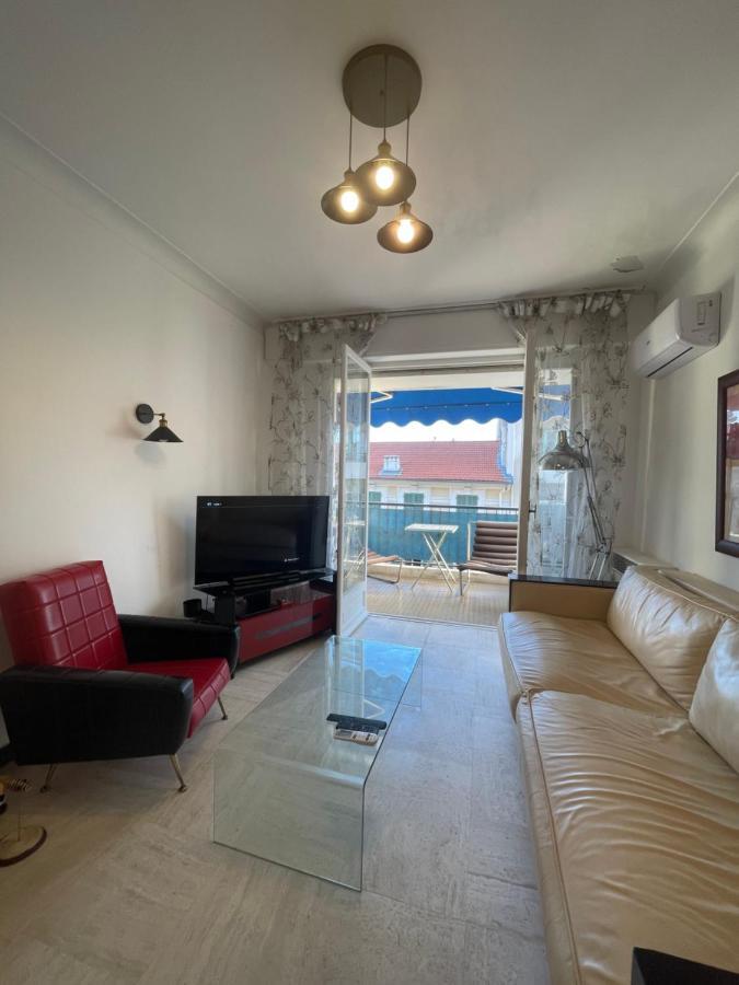 Ferienwohnung Les Lilas ~ Clim ~ Terrasse Nizza Exterior foto